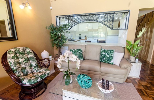 Luxury 2-Bd. condo on golf course, 10 min. from S.J airport golf & tennis