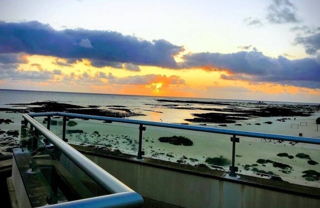 Luxury 2 bed Penthouse Apartment on El Cotillo beach stunning views. Marfolin 18