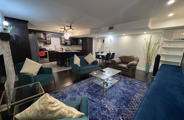 Luxury 2 Bed Room,1.5 Bath, Full Kitchen, Rental Bsmt Unit Near Toronto Airport!