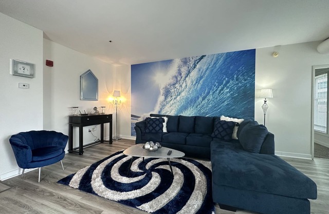 Luxury 2 Bedroom 2 Bathroom Penthouse Dwn Twn Indy W/Balcony City View ☀️