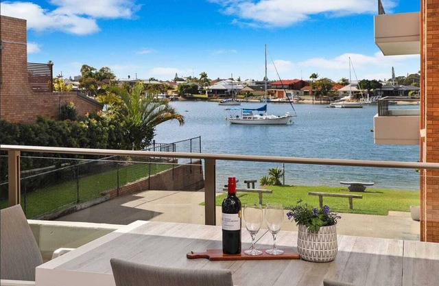 Luxury 2 Bedroom Unit Mooloolaba