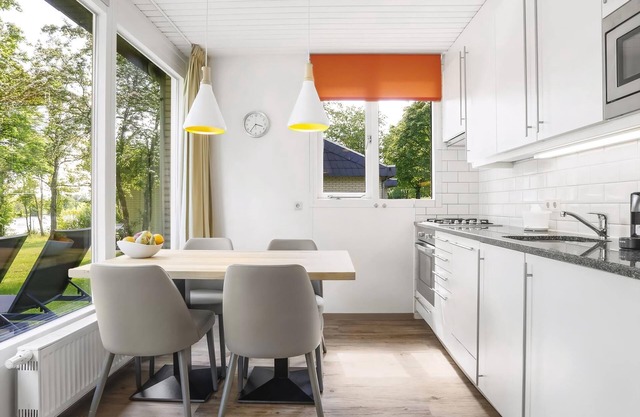 Luxury 2-person bungalow in the holiday park Landal Hochwald