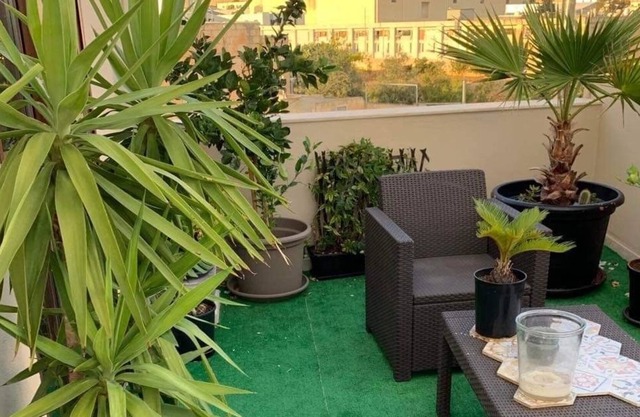 Luxury 3-Bedroom Central House