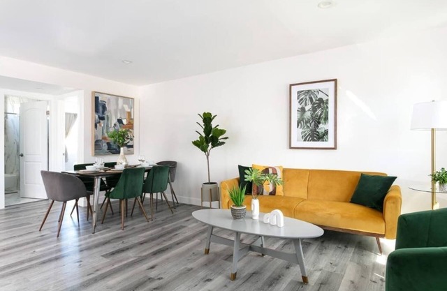 Luxury 3BR Condo Near Americana & Galleria