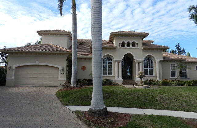 Luxury, 5 Bdrm, 6 Bath, Walk To Tigertail Beach, Pool/Hot Tub,