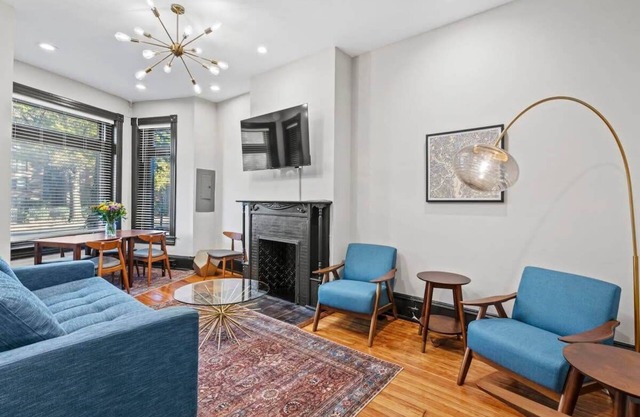 Luxury 5BR DC Townhome + Private Outdoor Patio