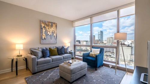 Luxury Apartment Downtown