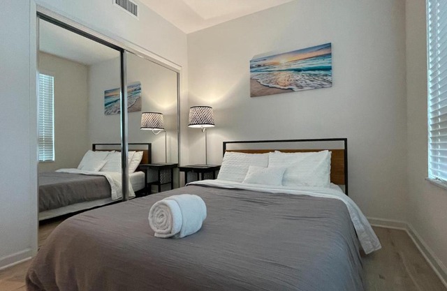 Luxury Apartment in Santa Clara - Cars Available