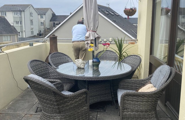 Luxury Apartment Lahinch 2mins from beach restaurants and Golf Club+parking n