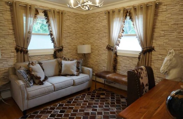 Luxury Apartment with Patio