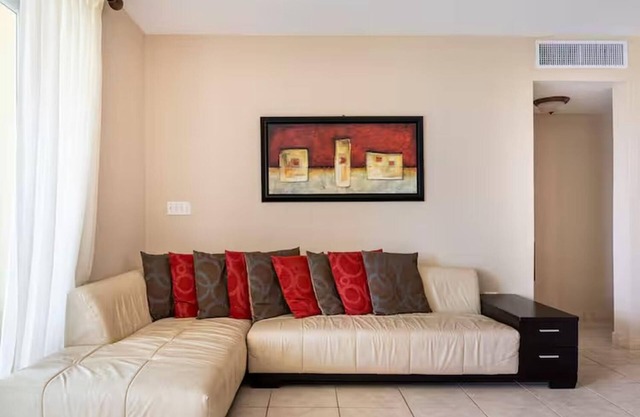 Luxury Beach Front Condo Balcony Pool and Jacuzzi