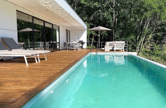 Luxury Boutique Villa with private swimming pool and jacuzzi, industrial design