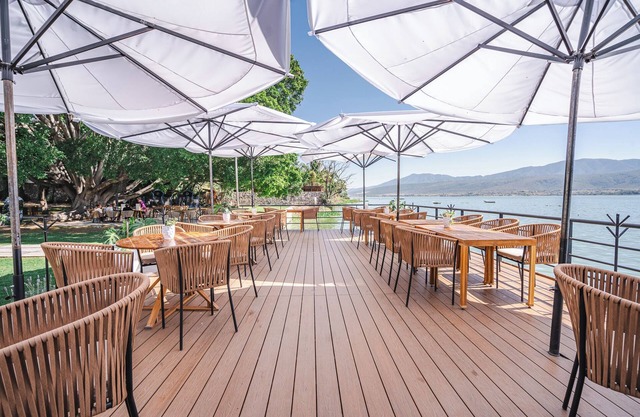 Luxury Bungalow Lake view Cajititlan