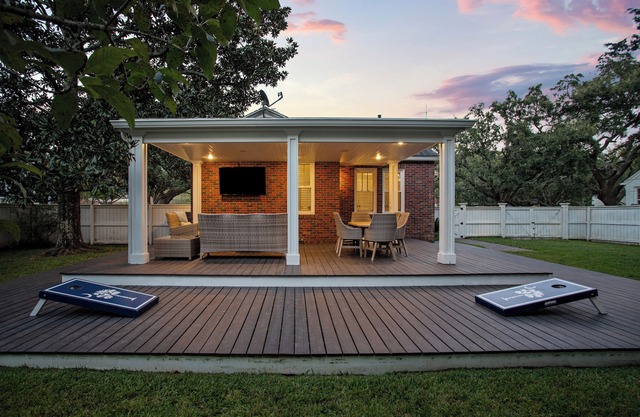 Luxury Bungalow Steps Away From Trendy Avondale & 5 Minutes to Downtown