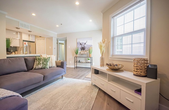 Luxury condo in Tyson’s Corner! Amazing location