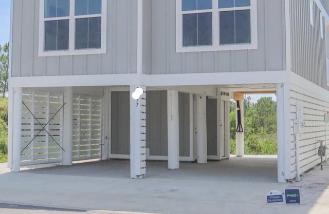 Luxury Cottage! Netflix/Tesla Charger/Grill