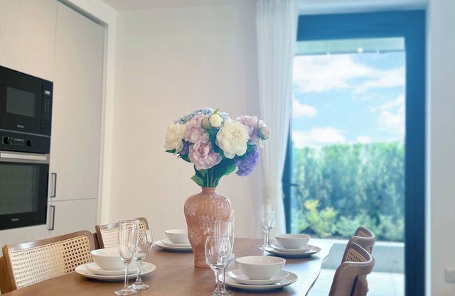 Luxury Designer 2Bed 2Bath Flat by Tower Bridge
