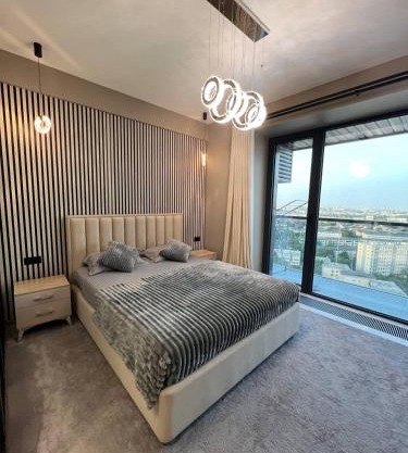 Luxury flat with a view of a city! 19th floor