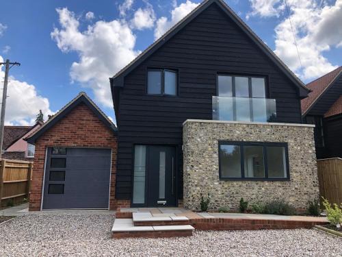 Luxury home in Woodcote