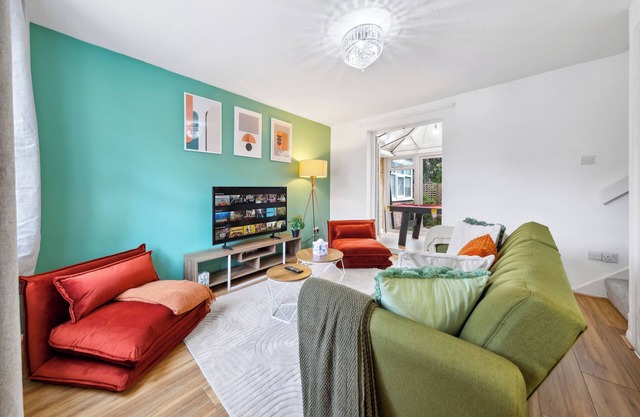 Luxury House - Sleeps Up-to 6 - Tower Bridge/The Shard View - Free Parking
