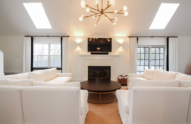 Luxury in Sag Harbor - walk to beach