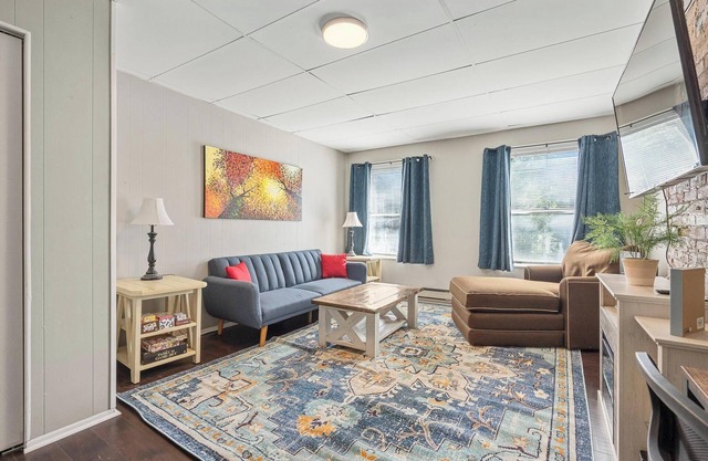 Luxury in the Heart of Downtown Wilmington, Minutes from WEC