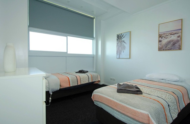 Luxury Kawerau Apartment with garage - Jellicoe court