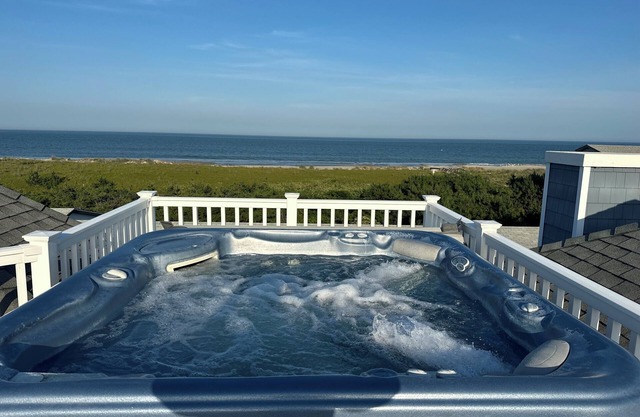 Luxury LBI Retreat 4BR, 4.5 BA ocean and bay views, hot tub, elevator. Sleeps 12