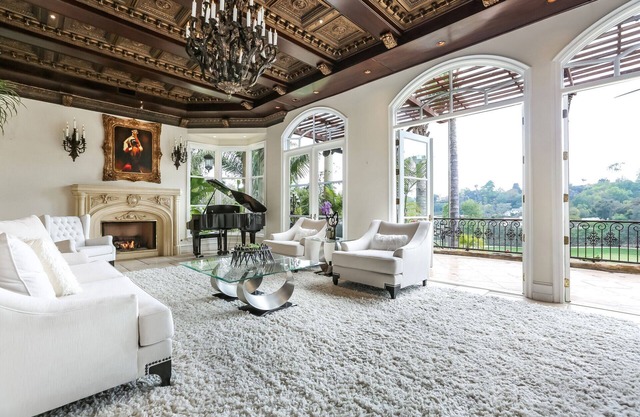 Luxury Mansion 6BR 7Bath Pool & Golf Course View nAVAILABLE LONG-TERM LEASE