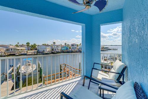 Luxury Nettles Island Home with Large Deck!