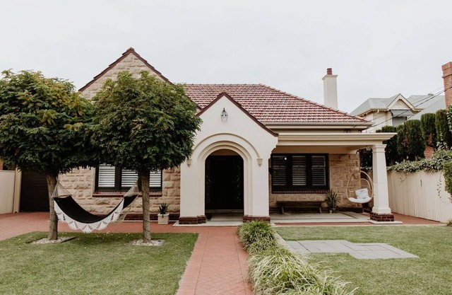 Luxury Oasis On Fortrose - Beauty at the Bay
