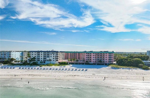 Luxury Oceanview Condo @ The Beach Cottage in Indian Shores. 2 Bed/2 Bath