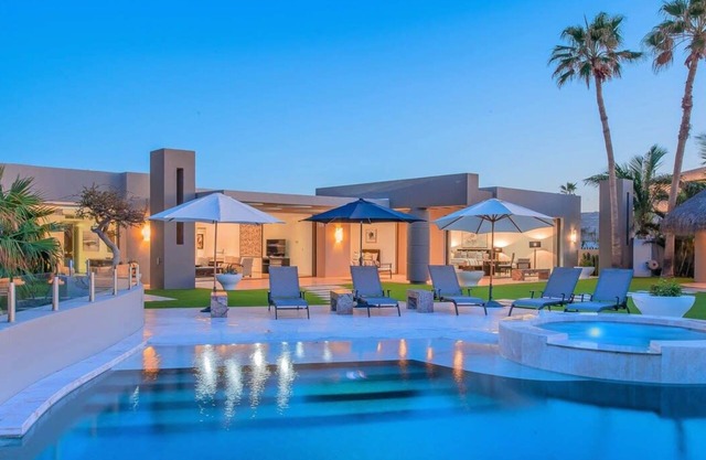 Luxury Oceanview Villa | Pool | Walk to the Beach