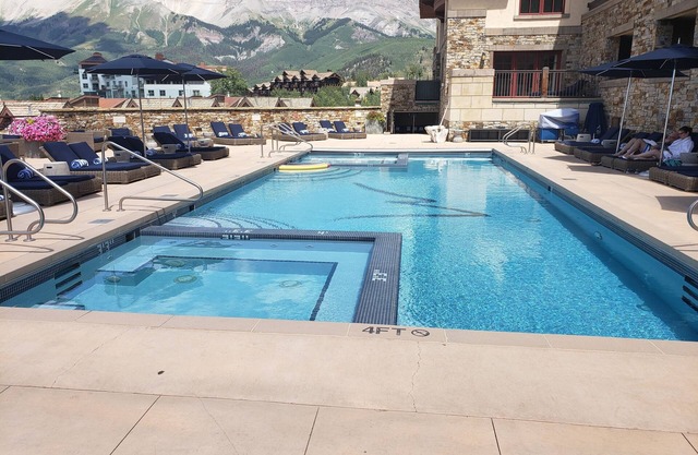 Luxury Residence at a 5 Star Hotel at the Heart of Mountain Village - Telluride
