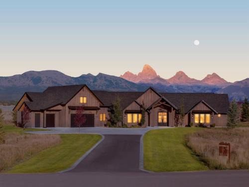 Luxury Retreat Teton Views 3 Acres