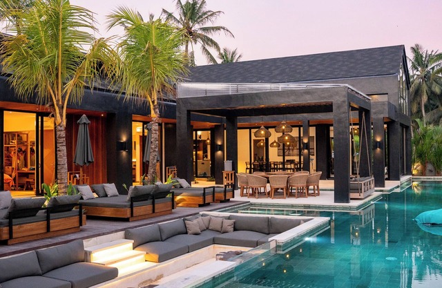 Luxury Rice Field Retreat in Ubud, Bali, w/spa, gym, and 25-m pool