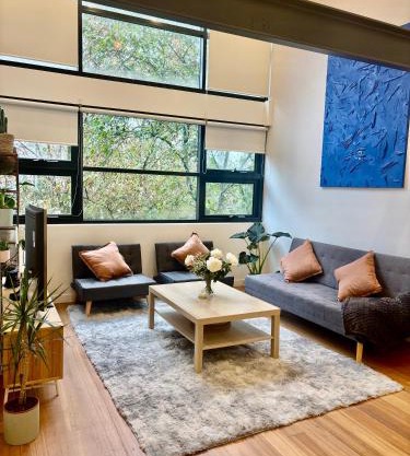 Luxury Sydney Condo, Pool, Gym, Parking