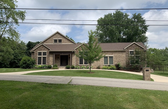 Luxury Upscale Home Adjacent To Notre Dame and Warren Golf