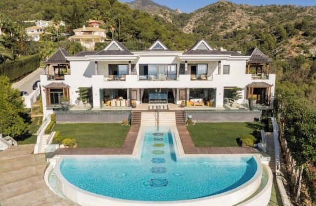 Luxury Villa, Cascada De Camojan