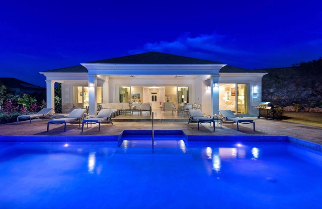 Luxury villa in world-class golf and beach resort on the west coast of Barbados