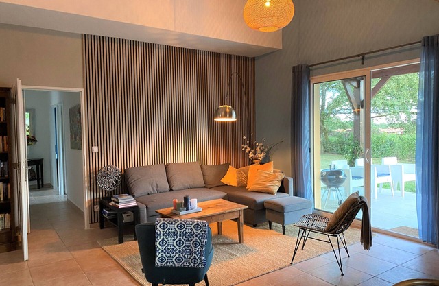 Luxury Villa on Park With Swimming Pool and Golf Course