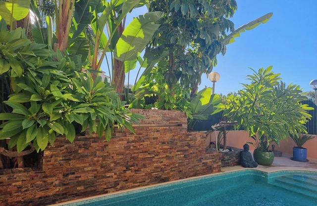 Luxury Villa with Pool and Balinese Garden – Algarve Holiday Home