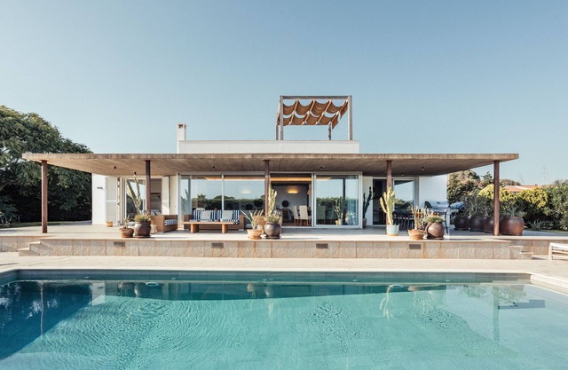 Luxury VillaTramuntana with Sea Views, Wi-Fi and Air Conditioning