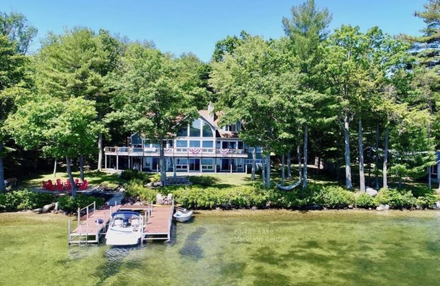 Luxury Waterfront Home in Windermere Estates