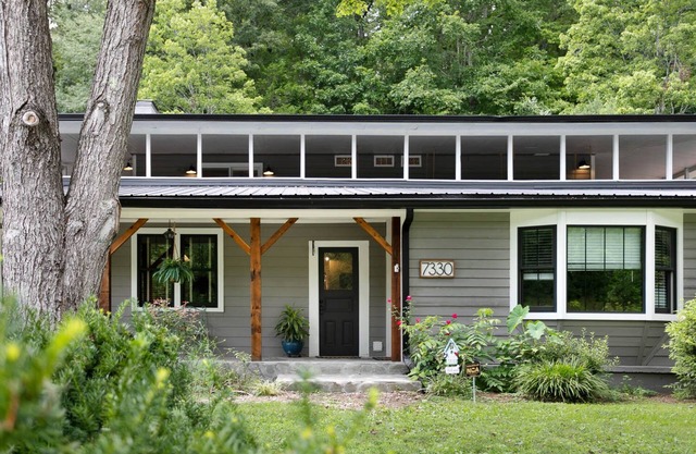 Lyric Retreat at GratiDude Ranch - Sleeps 23 with Pool in Leiper's Fork