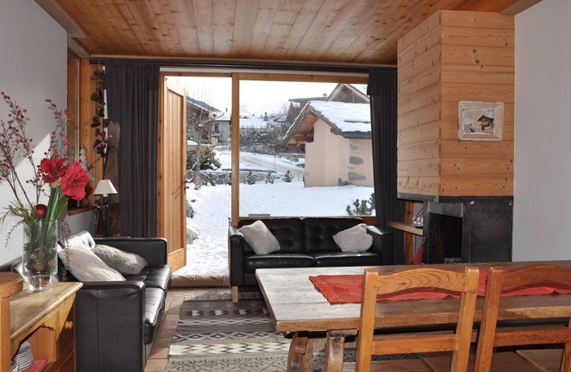 Méribel Triplex sleeps 4/5 - 6/7 optional