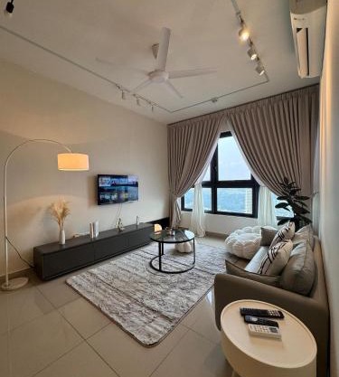 M Vertica KL 3BR