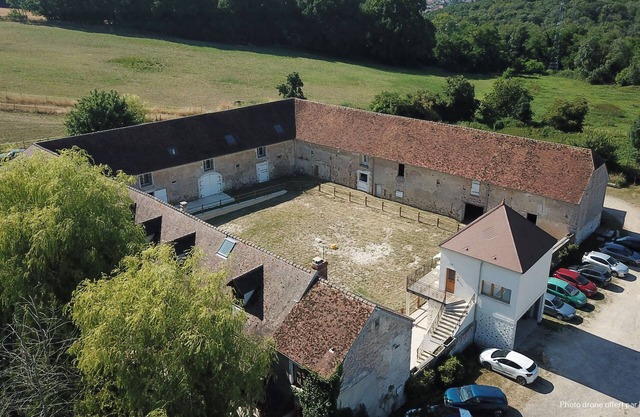 Magical & historic gîte 55 pers. Cousinades-Seminars-Weddings, .