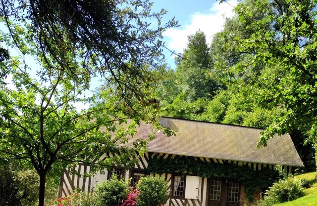Magical holiday cottage with splendid views.