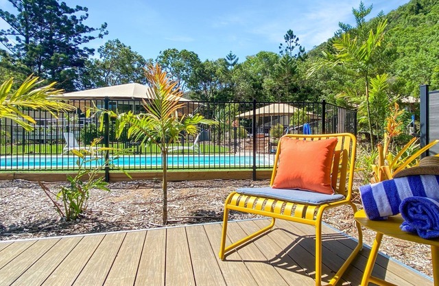 Magnetic Glamping Tent 10